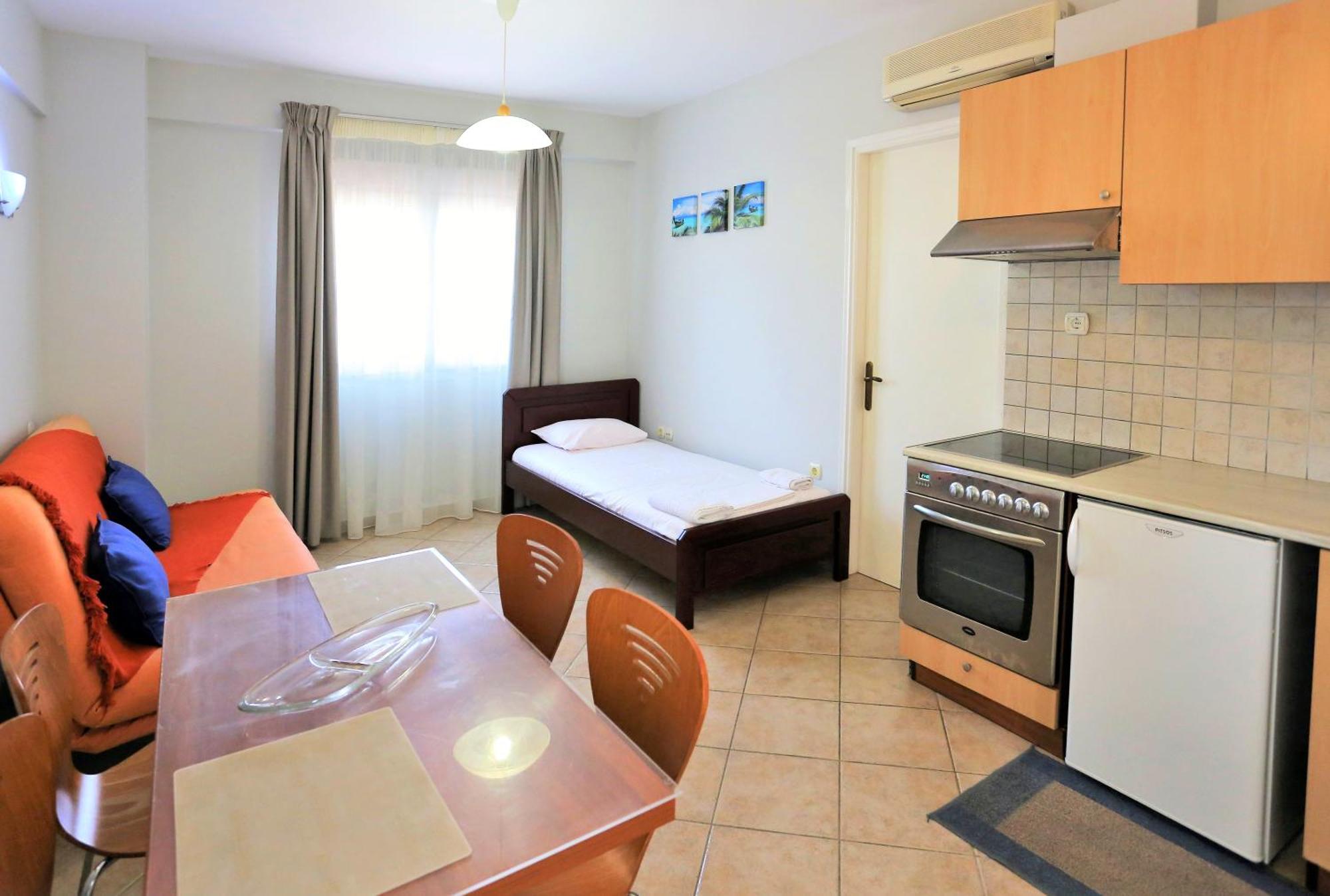 Chrispy Apartments Сивота Номер фото