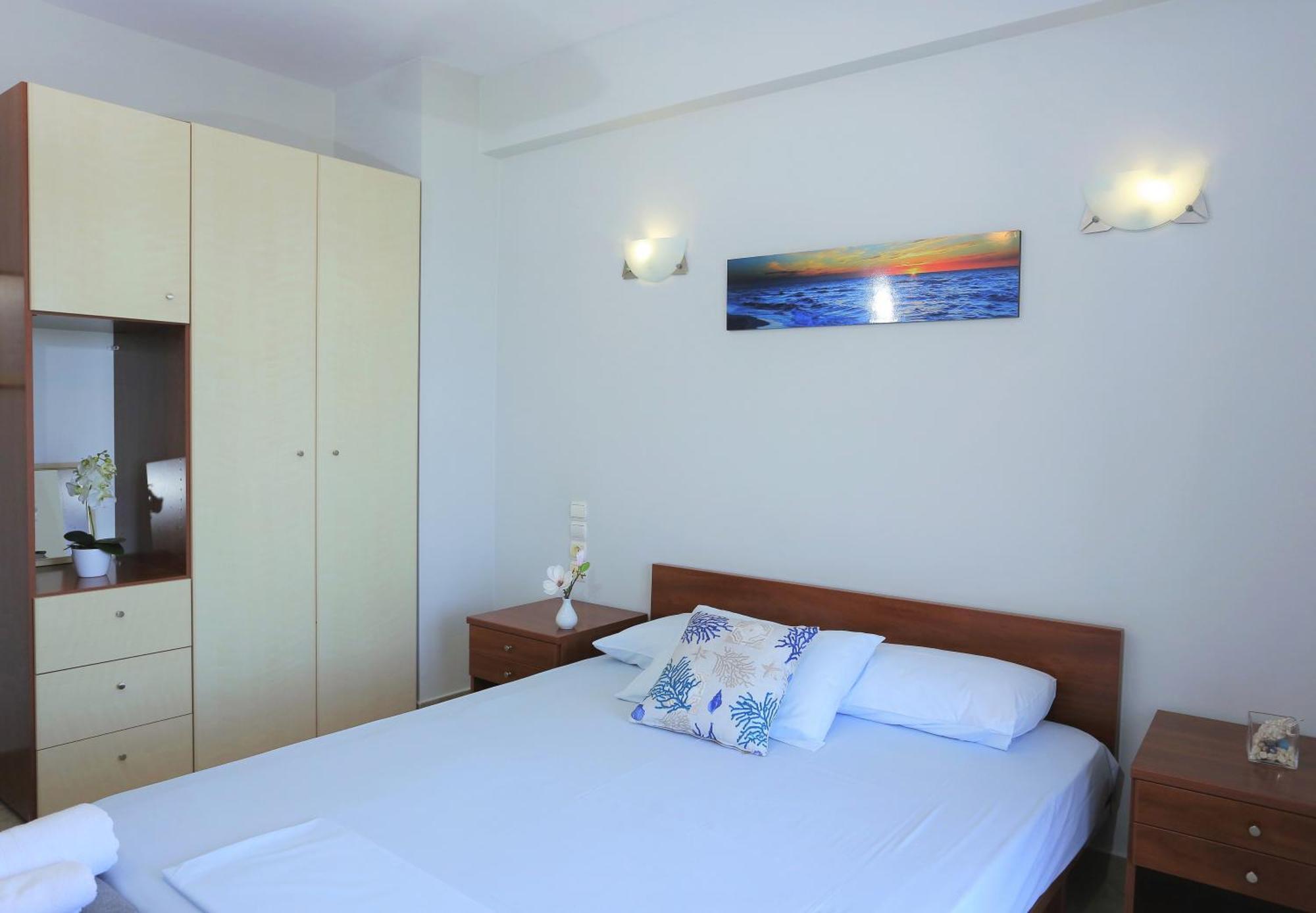 Chrispy Apartments Сивота Номер фото